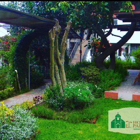 Hostal El Parque Табабела Экстерьер фото
